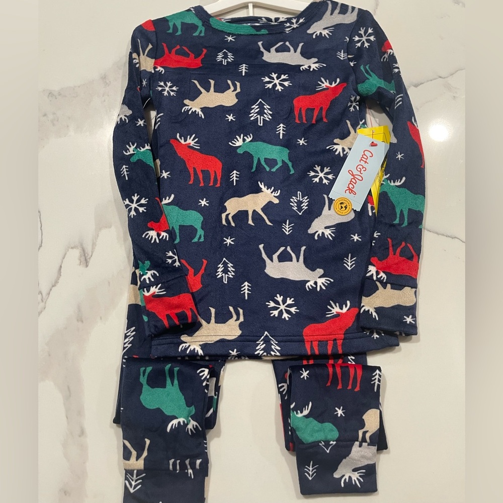 Cat & Jack fleece pijama set